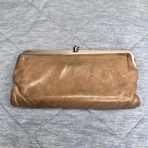 HOBO Handbags - Hobo Est. 1991 Taupe Leather Kisslock Clutch Wallet Floral Interior Tan Black
